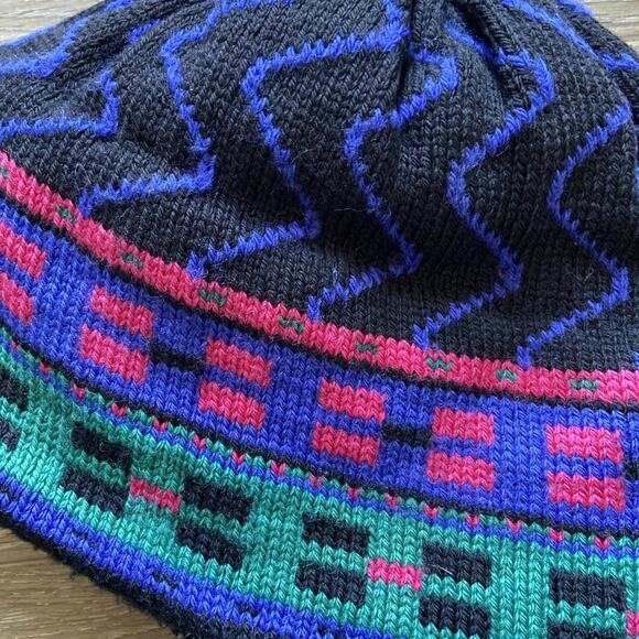 Turtle Fur Hat Unisex S/M Black 100% Wool Fleece Lined Ear Flaps Made USA - Picture 2 of 14